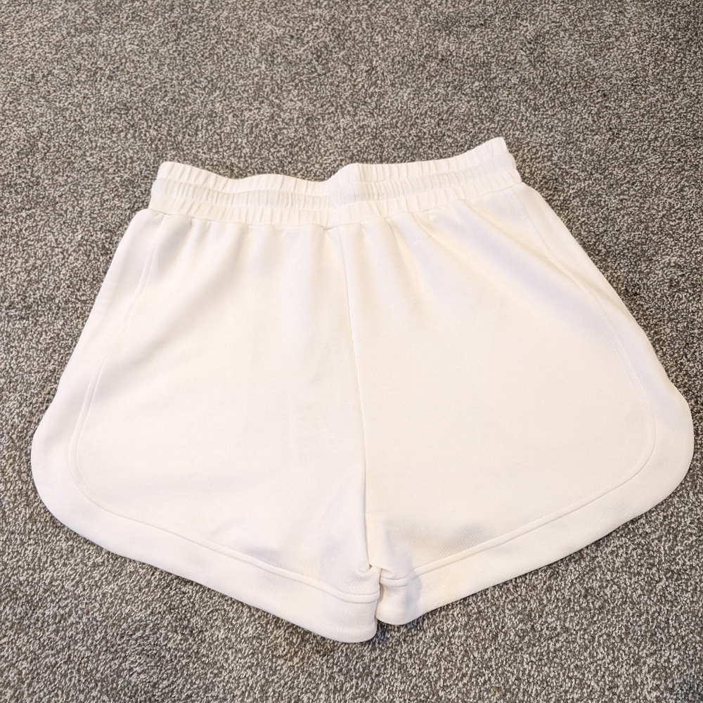 Varley Ollie High Rise Short 3.5" White Medium - Picture 4 of 5